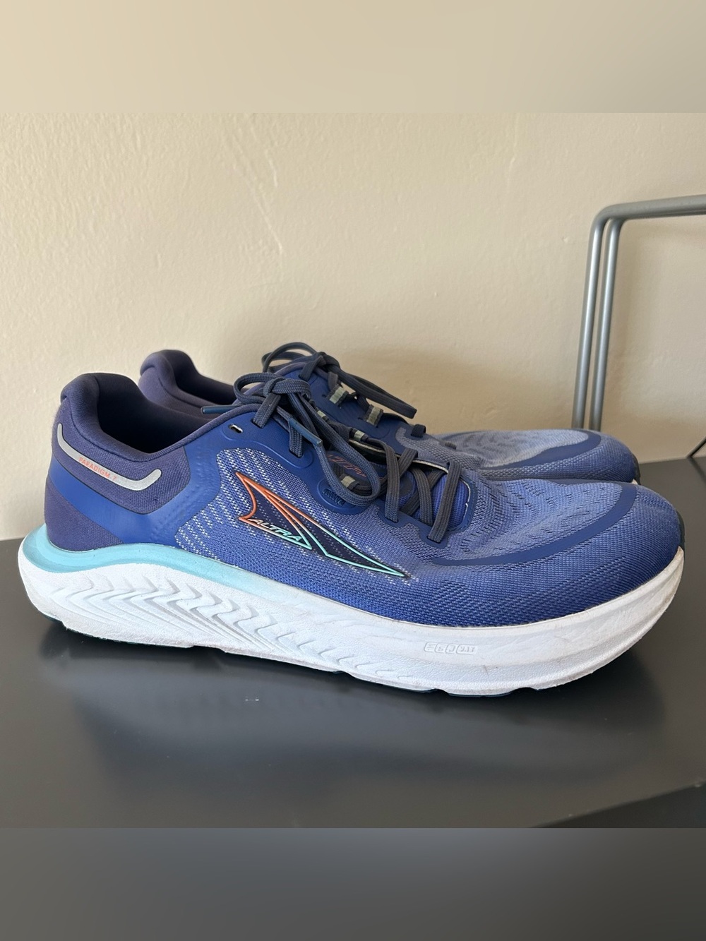 ALTRA Guide Blue Size 9.5 Men’s Shoes